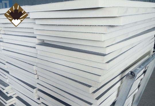 苯板：多功能的建筑保温材料